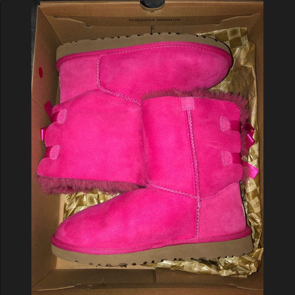 UGG Boots - Pink Women’s Double Bailey Bow, Size 6